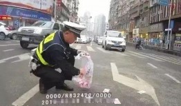 爆料马路要钱大叔视频,揭秘城市道路收费之谜