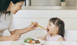 吃瓜娱乐君保姆带孩子,温馨日常与育儿心得分享