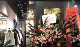 网红服装店爆料案例视频,揭秘幕后真相，带你走进时尚圈风云